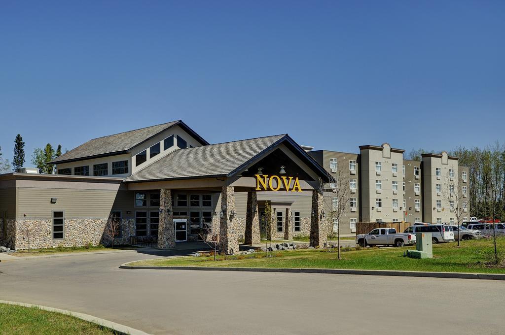 Chateau Nova Hotel 麦克默里堡 外观 照片