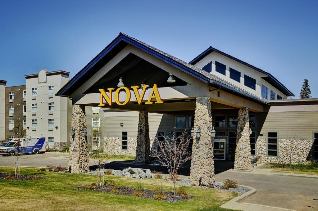 Chateau Nova Hotel 麦克默里堡 外观 照片