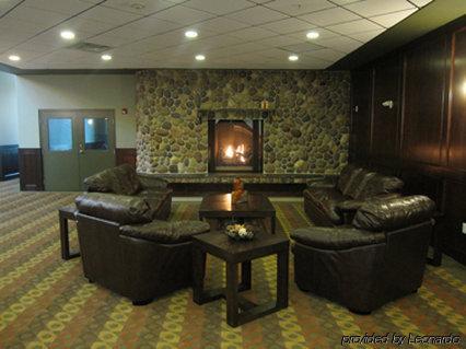 Chateau Nova Hotel 麦克默里堡 内观 照片